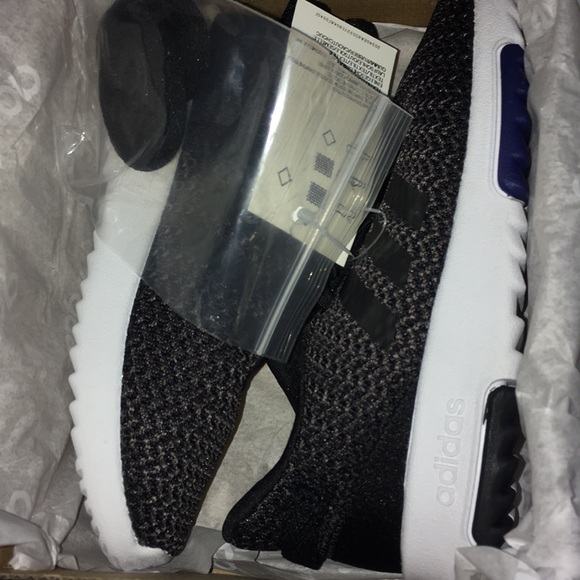 Shoeshiner - Picture 3 of 3